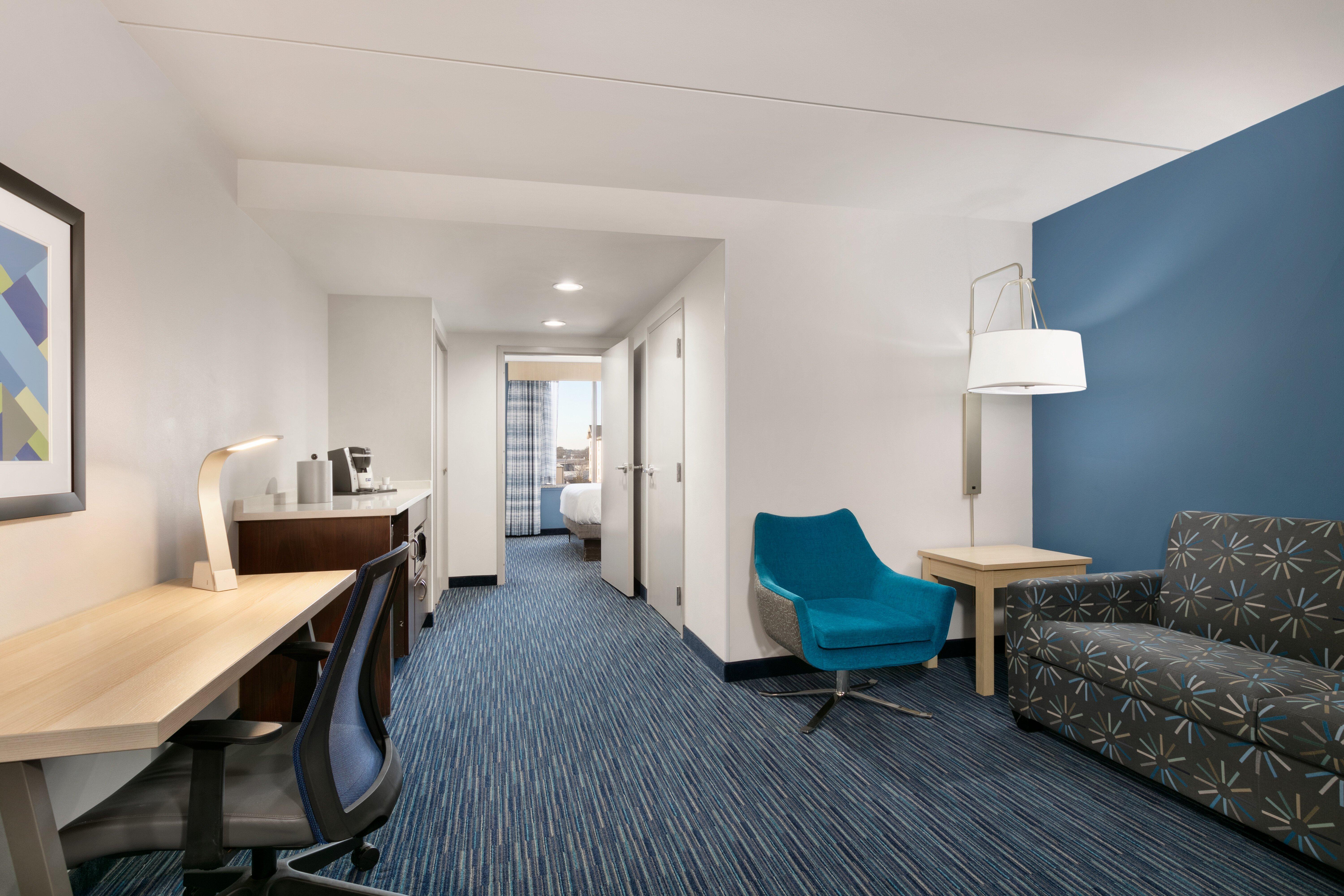 Holiday Inn Express Hotel & Suites Norfolk Airport By Ihg Exteriör bild